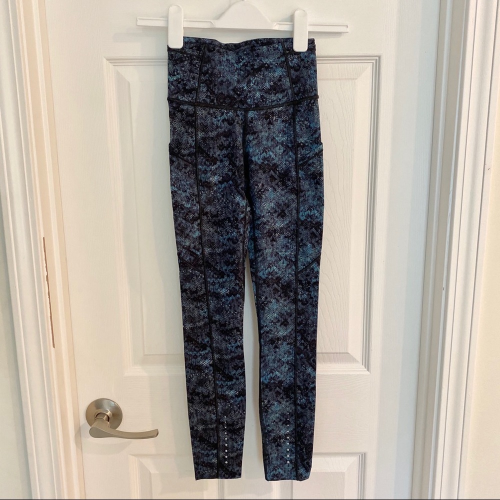 Lululemon Fast Free Tights Fairisle Blue Navy